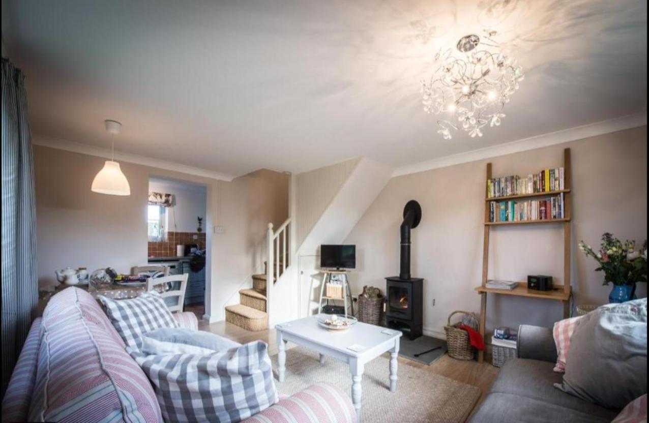 Dreamy Suffolk Country Cottage Escape Aldeby Экстерьер фото